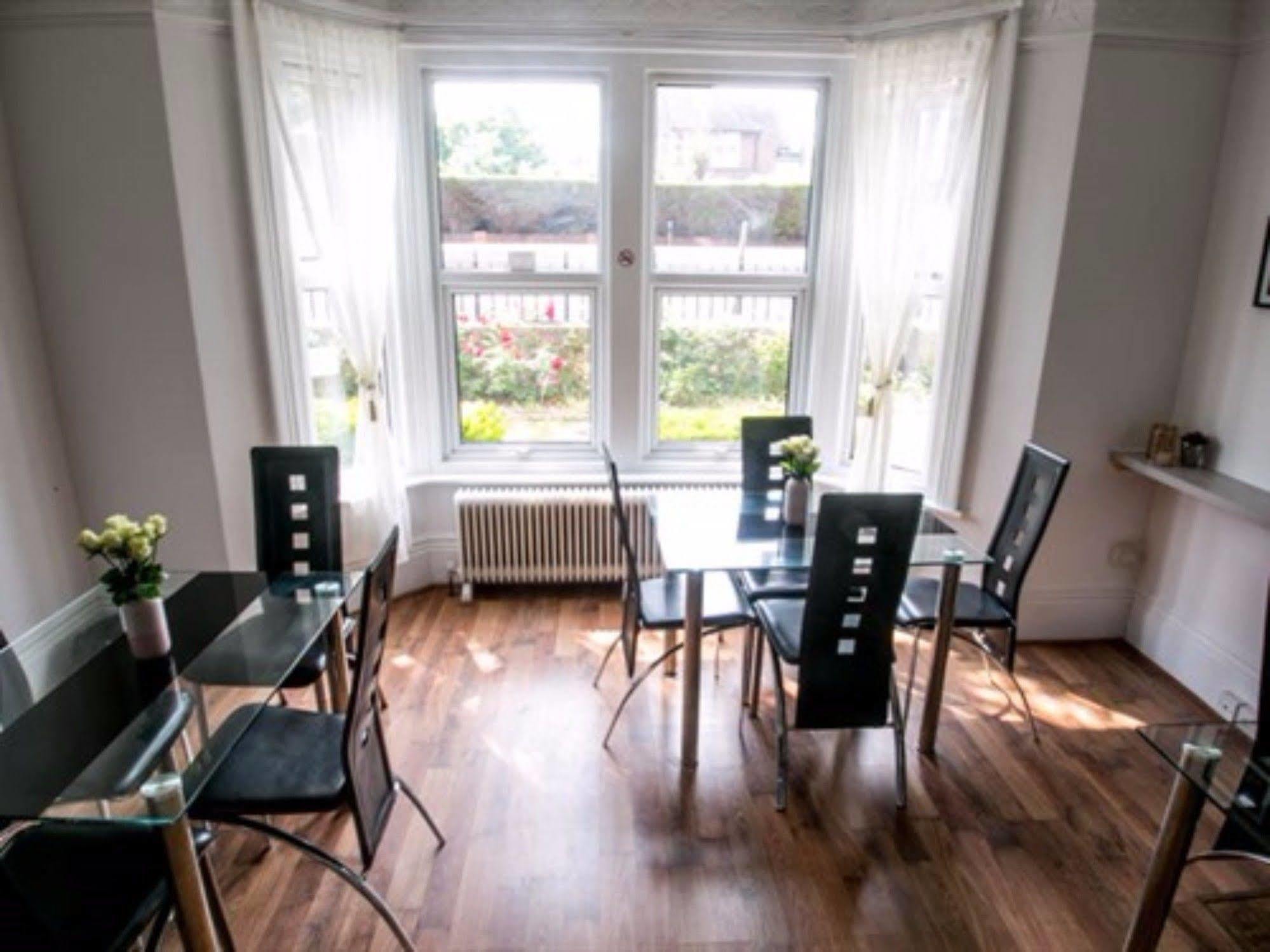 アシュフォード Hayes Bank Bed & Breakfast エクステリア 写真